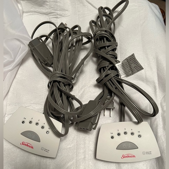 Sunbeam Other - Sunbeam Twin heated mattress pads (2 available) RN17280  See small grease spot.